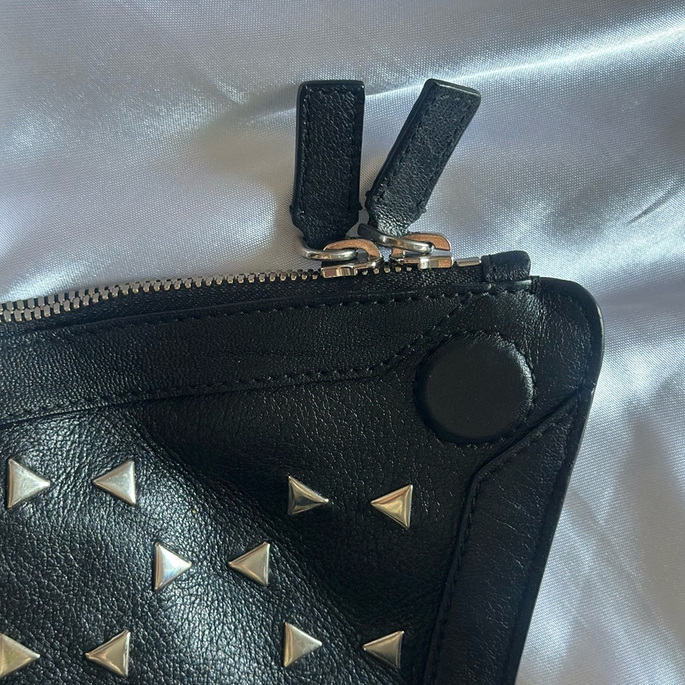 Alexander McQueen Leather Studded Manta Clutch - Picture 5 of 13